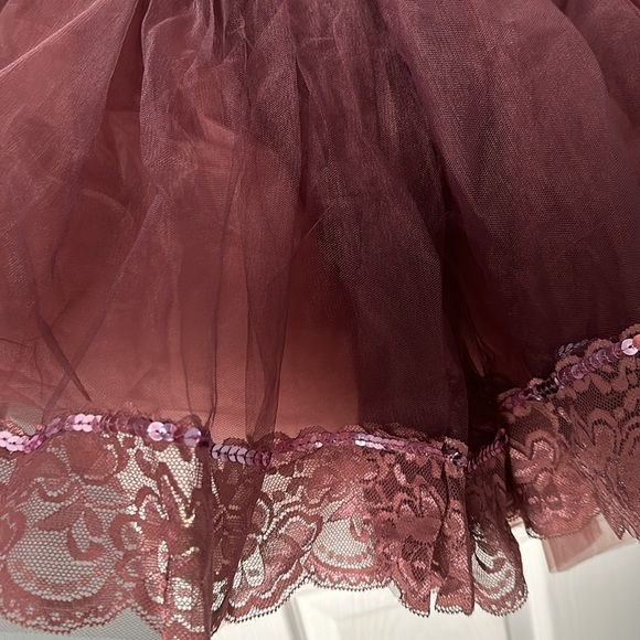 Dance costume - Picture 6 of 9